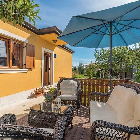 Holiday House Antonio Poreč Buitenkant foto