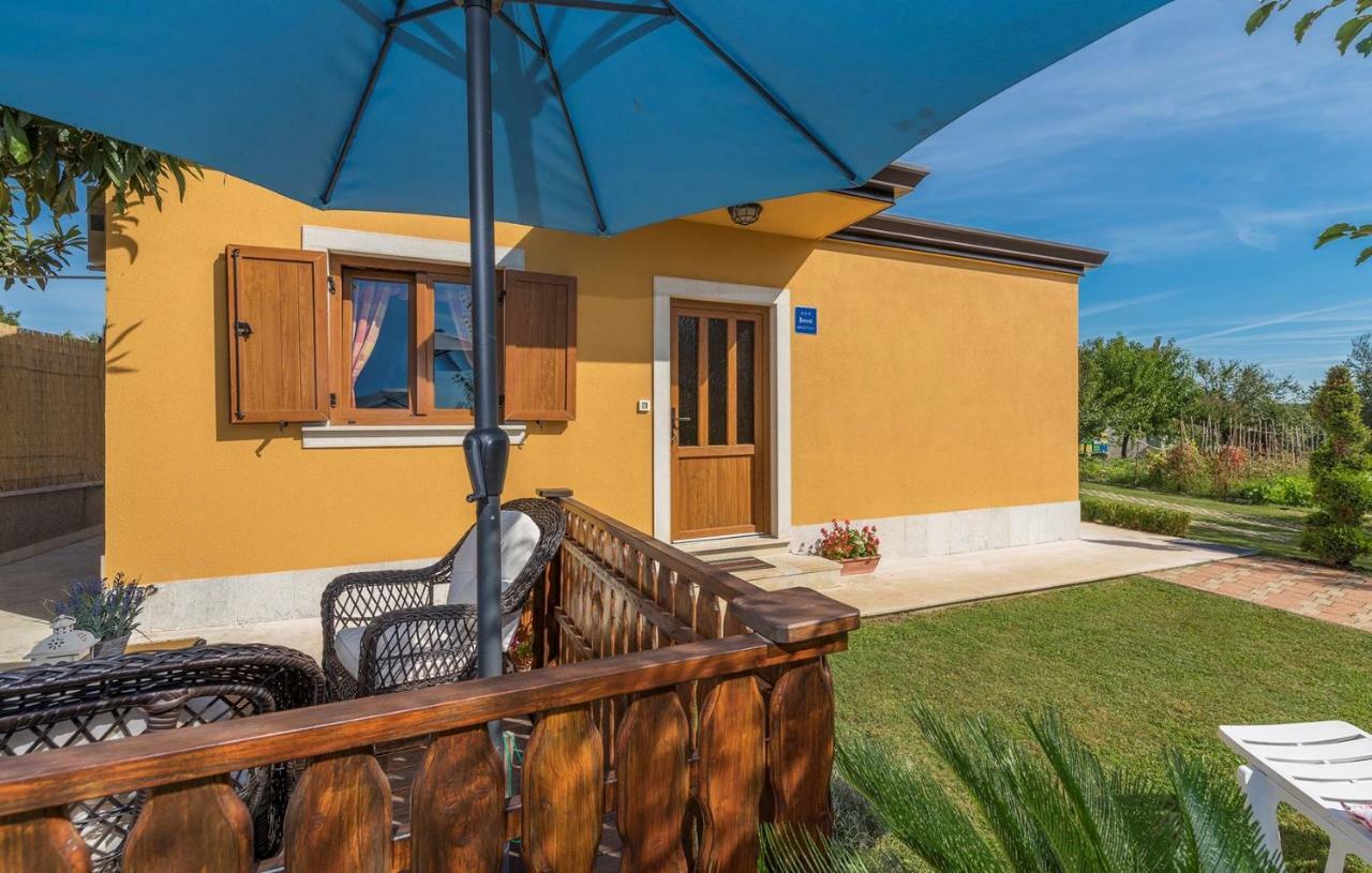 Holiday House Antonio Poreč Buitenkant foto