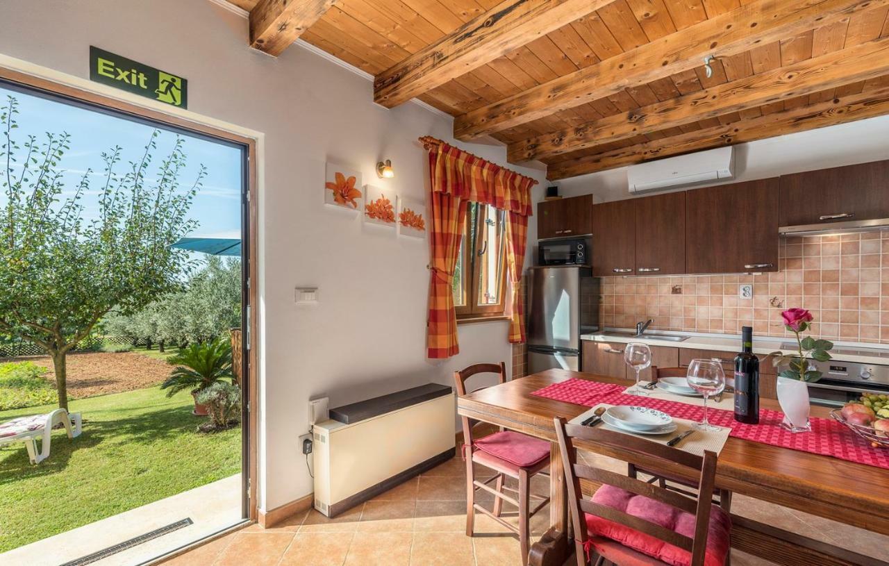 Holiday House Antonio Poreč Buitenkant foto